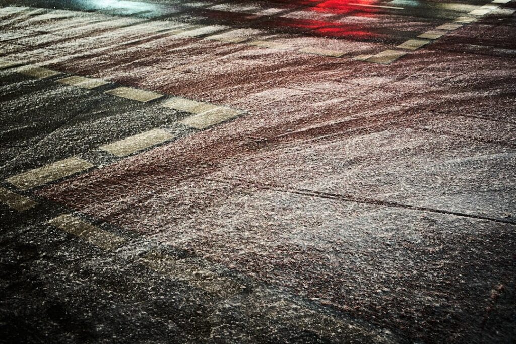 Photo nighttime travel safety