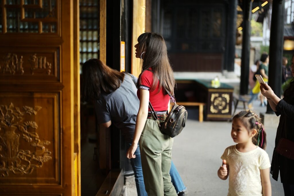 Photo discover local communities