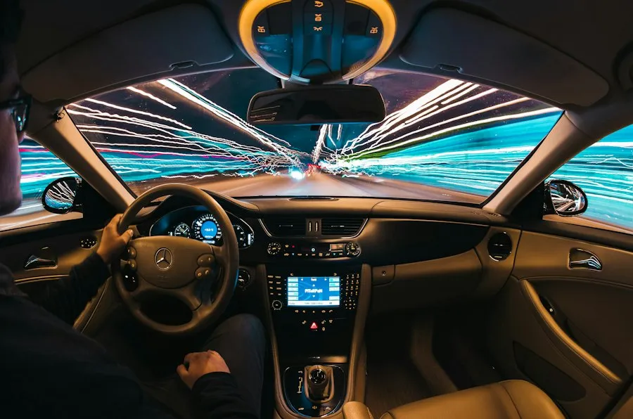 common driving safety mistakes